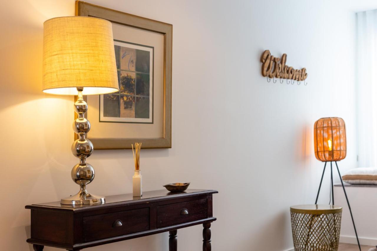 Stupendo- Two Rooms, Patio With Refreshing Pond-Center-Air Conditioning-Free Park Lisboa Ngoại thất bức ảnh